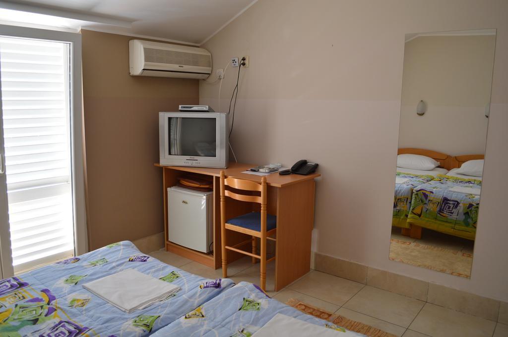 Hotel Kangaroo Budva Kültér fotó