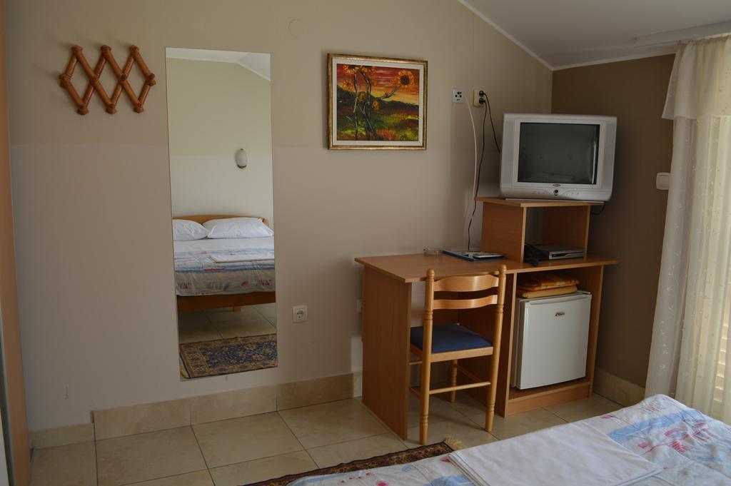 Hotel Kangaroo Budva Kültér fotó