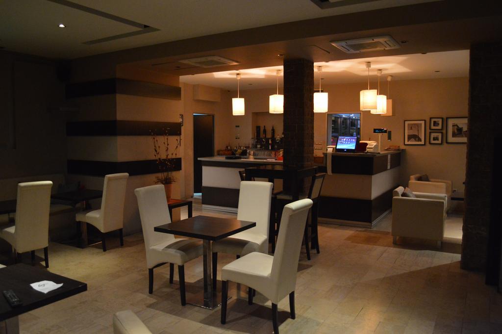Hotel Kangaroo Budva Kültér fotó