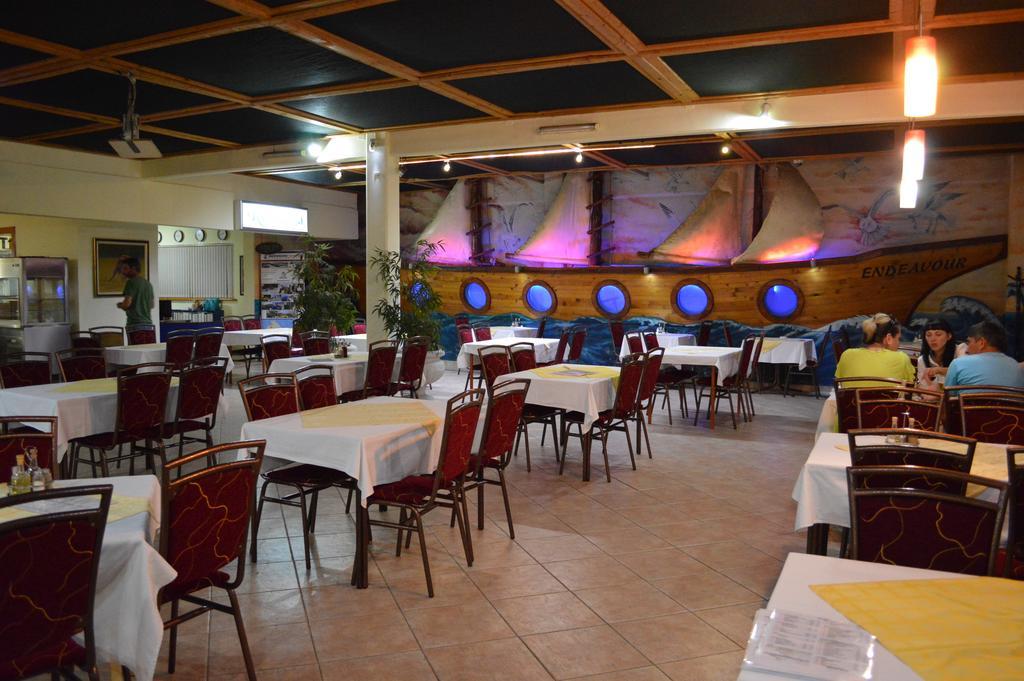 Hotel Kangaroo Budva Kültér fotó